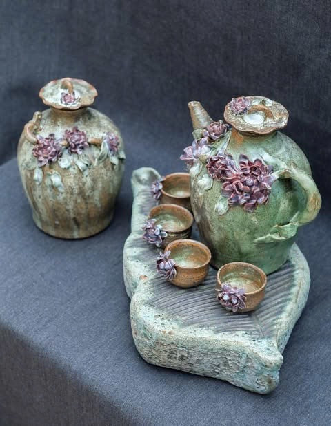 Céramique Céleste – Fleur d’Époque Artisan Tea Set