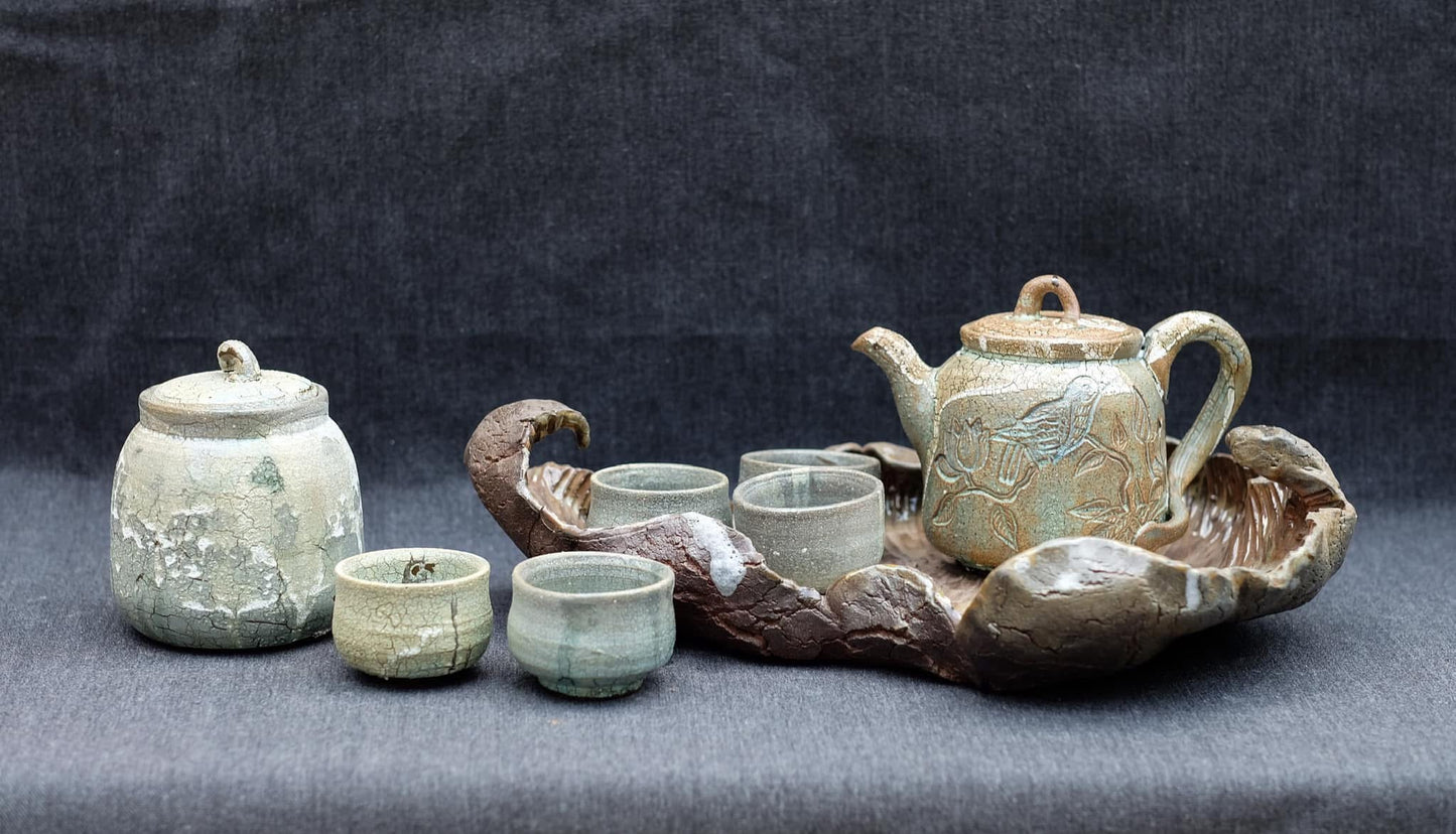 Céramique Céleste - The Lunar Bloom Tea Ceremony Set